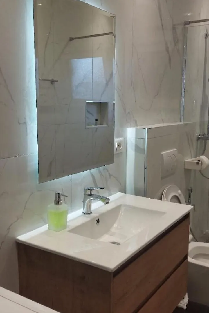 Myslym Shyri Lovely Top Apartment Tirana 0*,